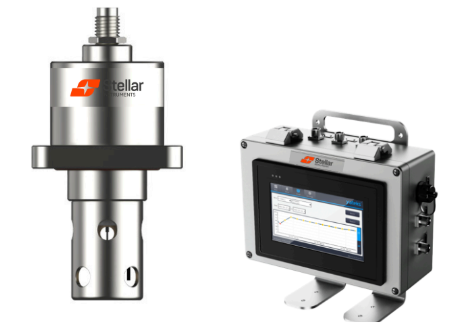 Online Oil CondiƟon Sensor - 4-in-1 with Display